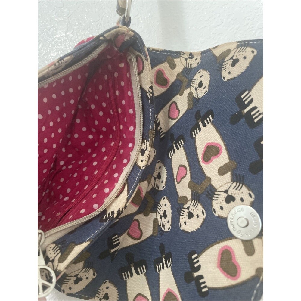 Bungalow 360 Canvas Wristlet Clutch Wallet Handbag Bag Travel Beaver Print Clean - Picture 10 of 11